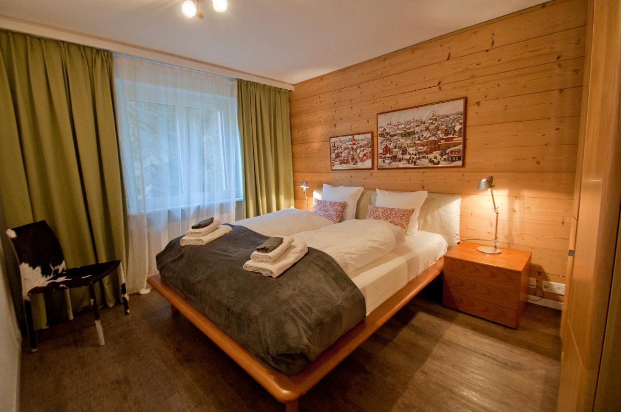 Haus Bodmen C, Apartment Edelweiss เซอร์แมท ภายนอก รูปภาพ